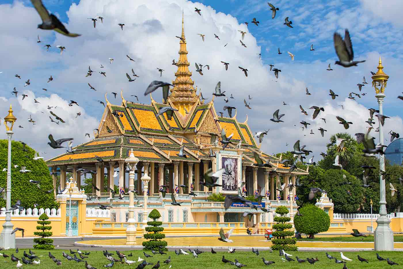 Phnom Penh city guide